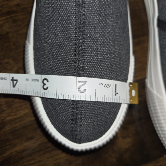 Rocket Dog Womens 9M Black Slip-On Canvas Shoes. New In Box - Picture 9 of 10